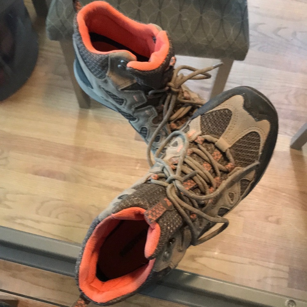Merrill hiking boots
